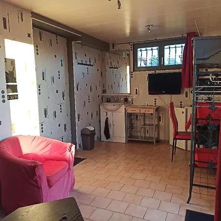 Indépendante à Grigny